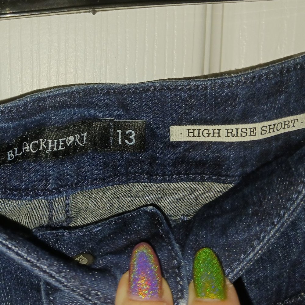 Hi Rise Jean Short - Picture 4 of 4